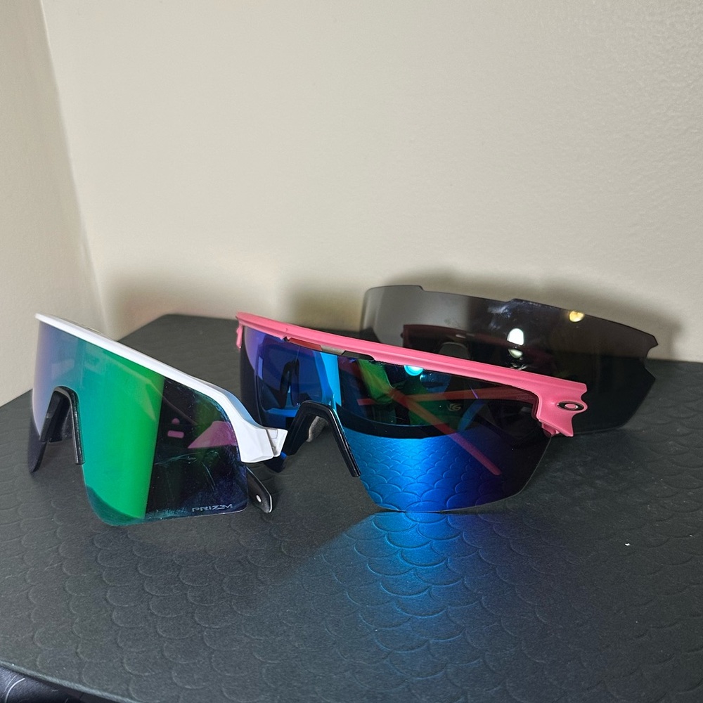 Oakley Sutro Oakley Sphaera Sunglasses - White Pink Black Blue Green Sporty